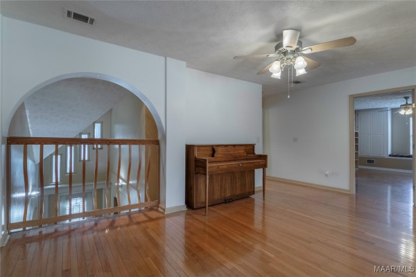 5510 Willow Bend Drive