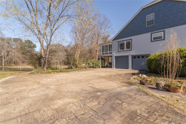 5510 Willow Bend Drive