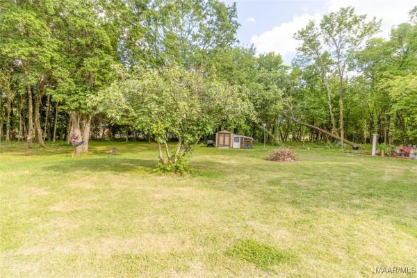 2592 Woodley Road