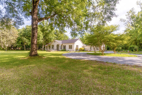 2592 Woodley Road