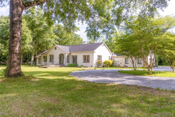 2592 Woodley Road