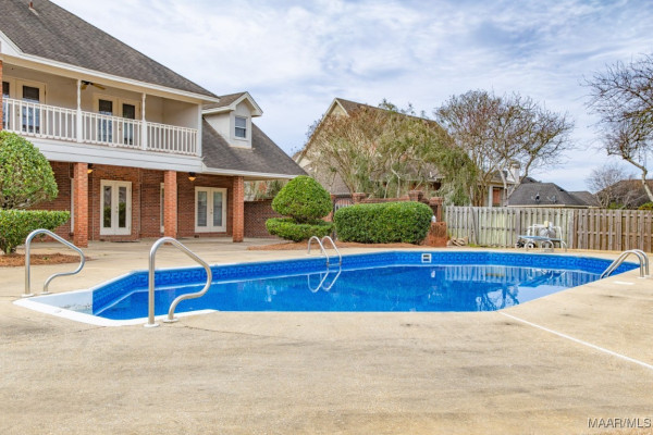 640 Wiltshire Drive