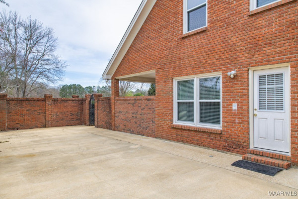 640 Wiltshire Drive
