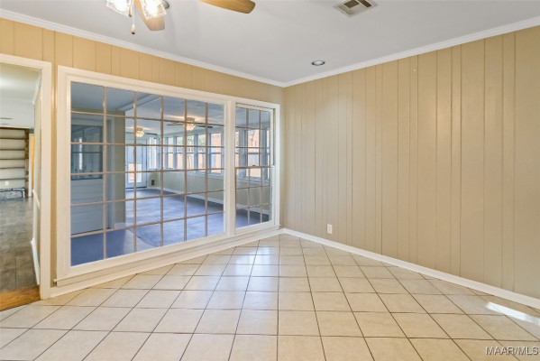 241 BELLEHURST Drive