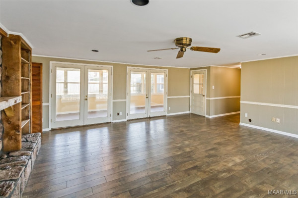 241 BELLEHURST Drive