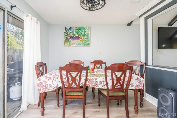 5217 W SHADES VALLEY Drive