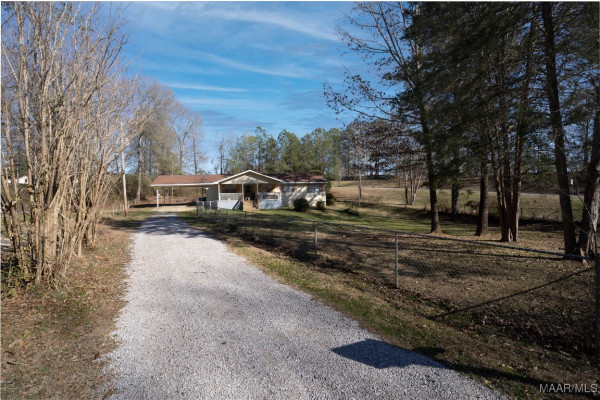 1396 County Road 39 .