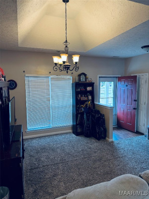243 SCARLET OAK Drive