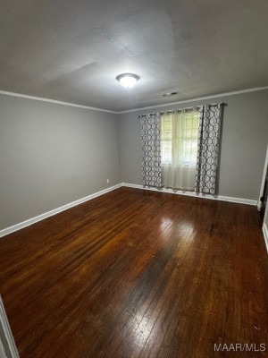 30 Flood Street