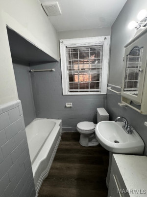 30 Flood Street