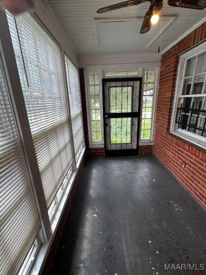 30 Flood Street