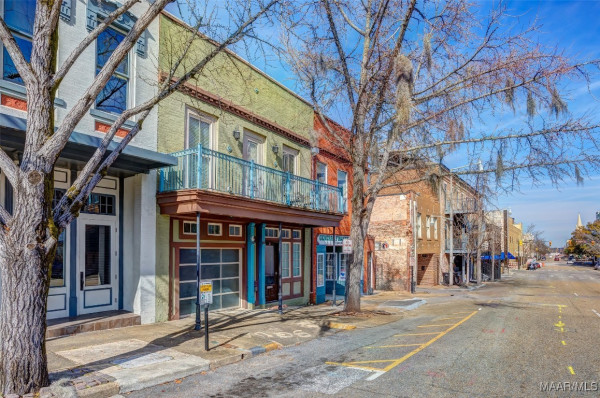 22 S Perry Street