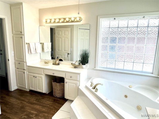 530 Fieldview Court