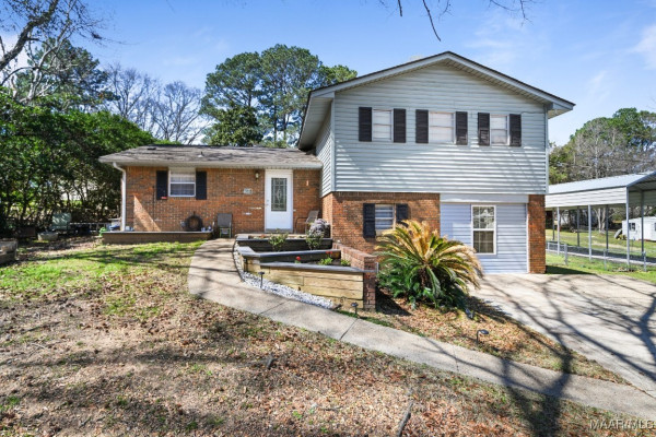 6715 SANDERS Drive