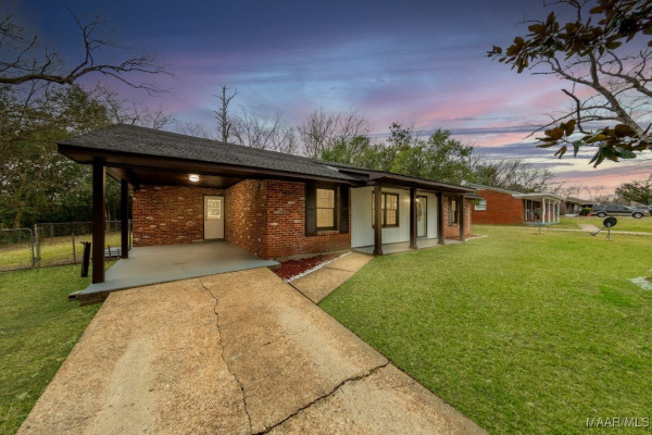 632 WESLEY Drive