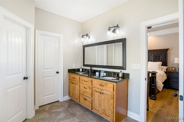 8 Wrightsburg Circle
