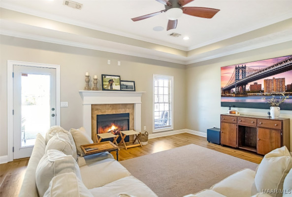 8 Wrightsburg Circle