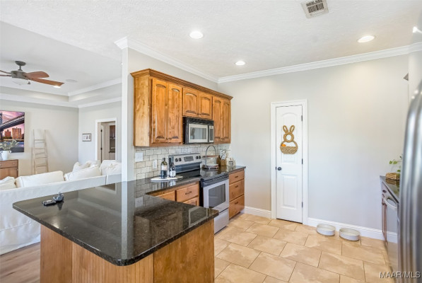 8 Wrightsburg Circle