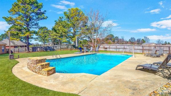 8 Wrightsburg Circle
