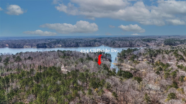 402 Cliffside Drive