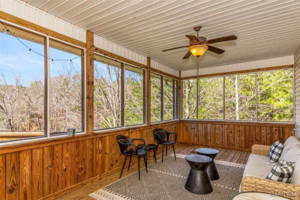 402 Cliffside Drive