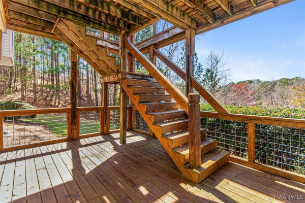 402 Cliffside Drive