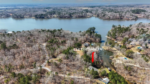 402 Cliffside Drive