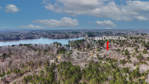 402 Cliffside Drive