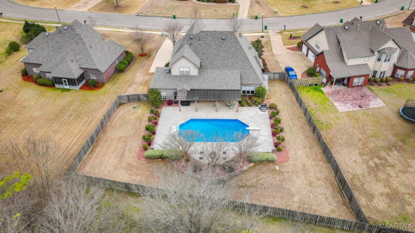 8648 ROCKBRIDGE Circle