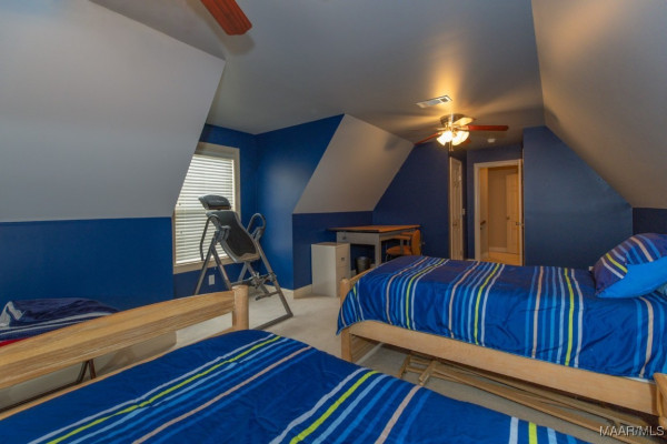 8648 ROCKBRIDGE Circle
