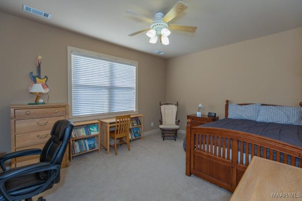 8648 ROCKBRIDGE Circle