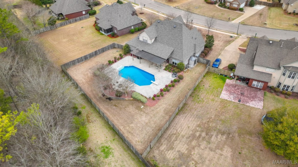 8648 ROCKBRIDGE Circle