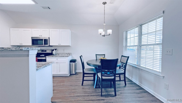 6813 Triston Cove