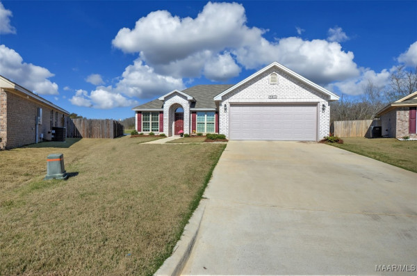6813 Triston Cove
