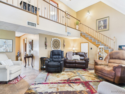 3701 Hampton Oaks Drive