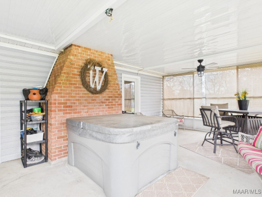 3701 Hampton Oaks Drive