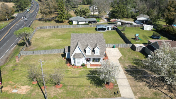 3701 Hampton Oaks Drive