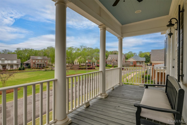 1004 Saddle Ridge