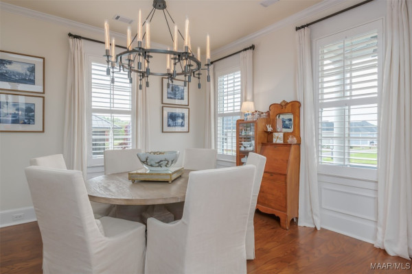 1004 Saddle Ridge