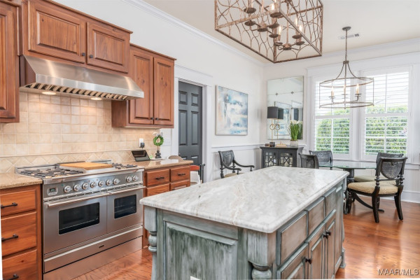 1004 Saddle Ridge