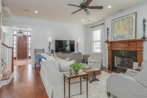 1004 Saddle Ridge