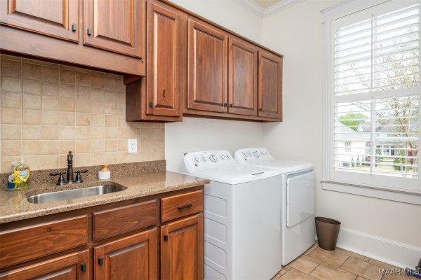 1004 Saddle Ridge