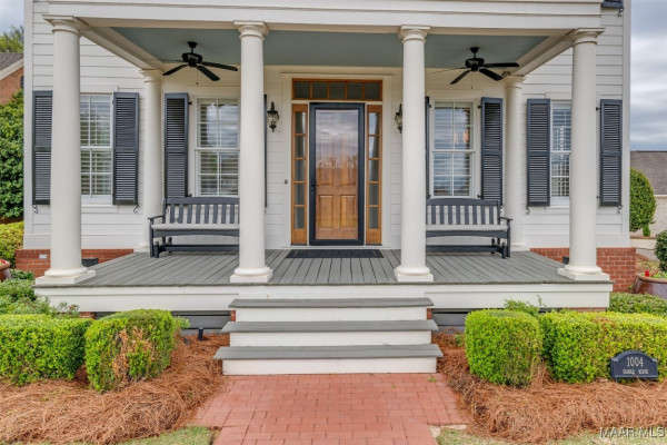 1004 Saddle Ridge