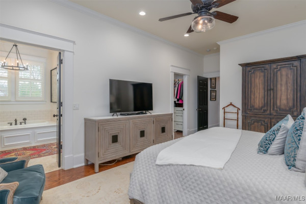 1004 Saddle Ridge