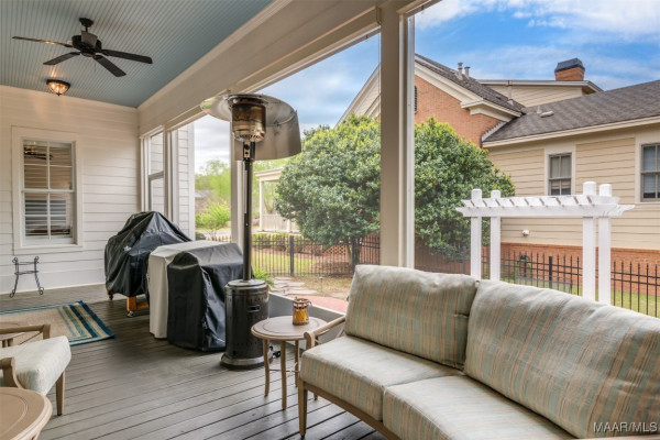 1004 Saddle Ridge