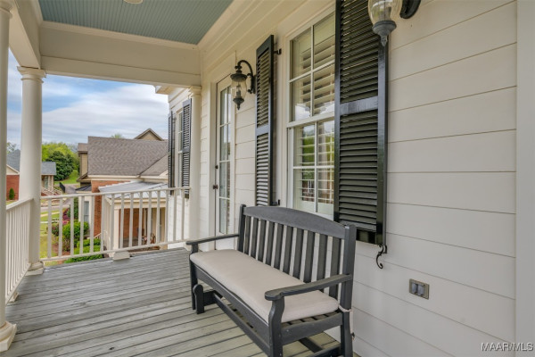 1004 Saddle Ridge