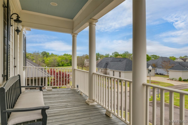 1004 Saddle Ridge