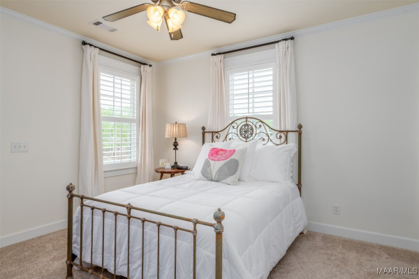 1004 Saddle Ridge