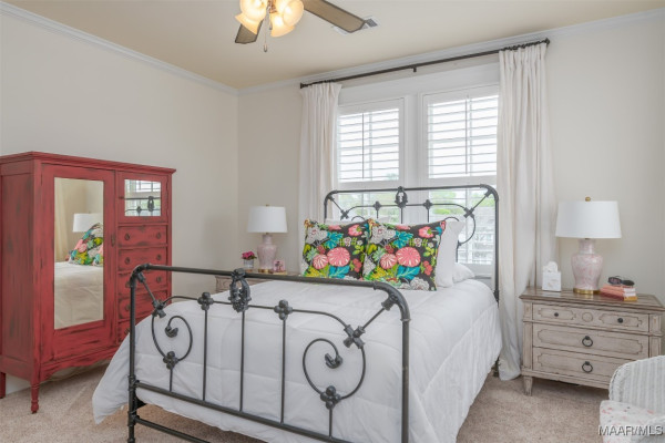 1004 Saddle Ridge