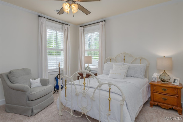 1004 Saddle Ridge